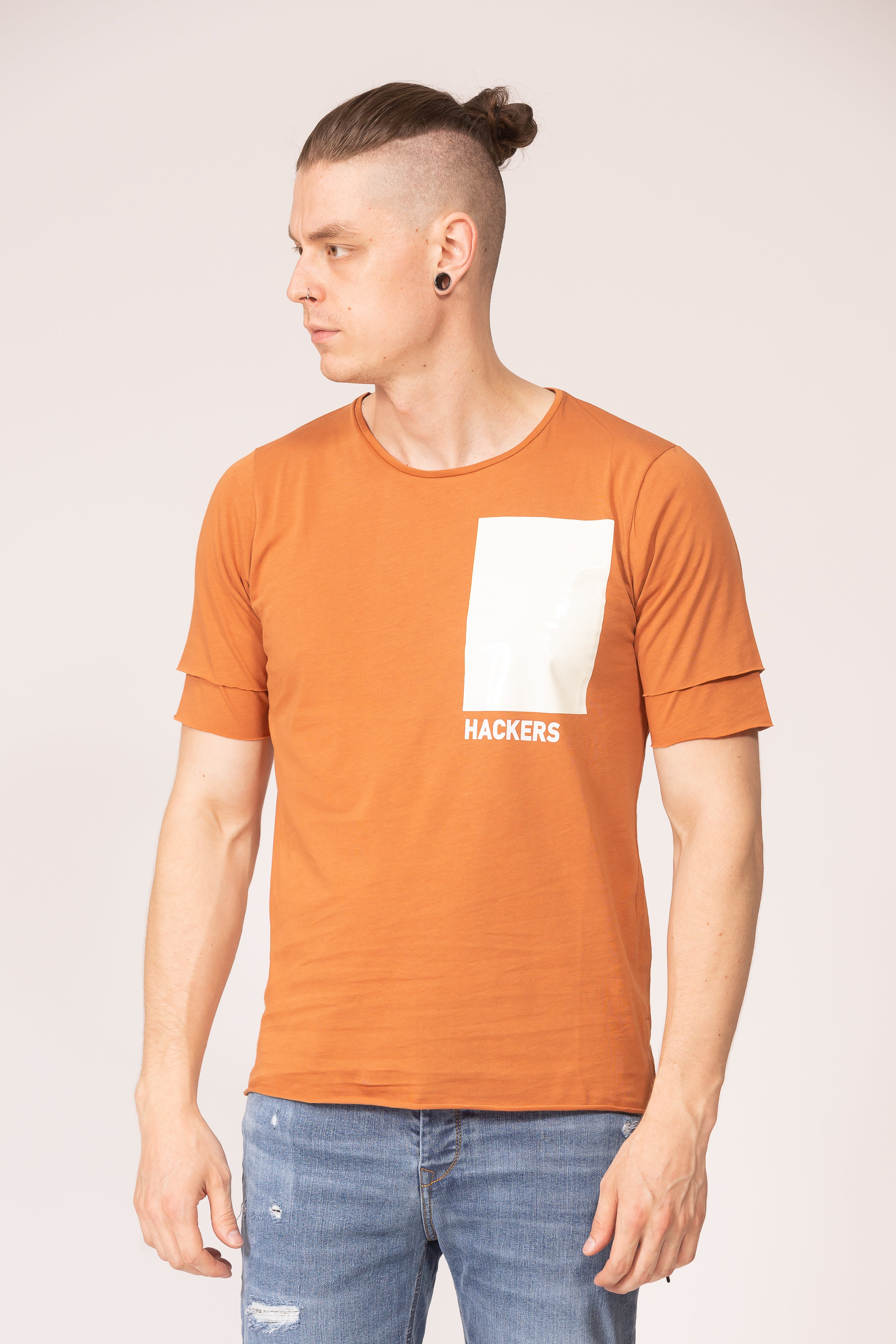 ΚΟΝΤΟΜΑΝΙΚΟ T-SHIRT